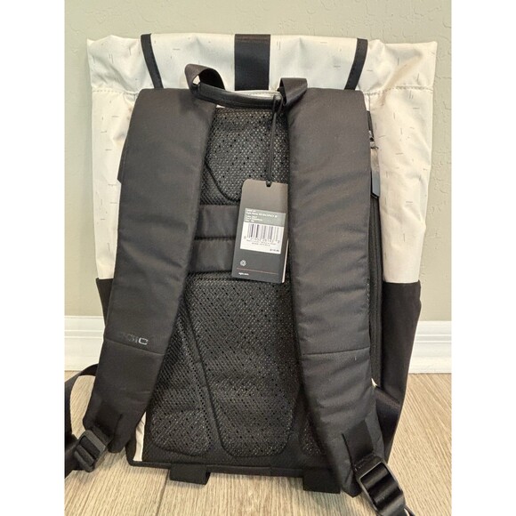 Ogio XIX 20 Backpack White Creme Digital Print NWT - Picture 3 of 8